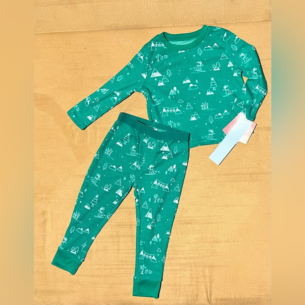 Wondershop Green Waffle Christmas Pajamas, Boys or Girls, NWT